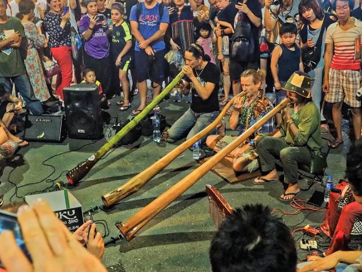 didgeridoo odd instrument